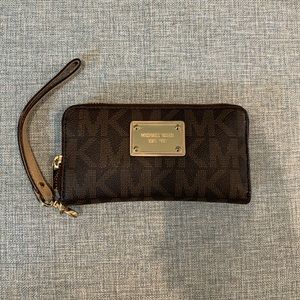 Michael Kors clutch wallet